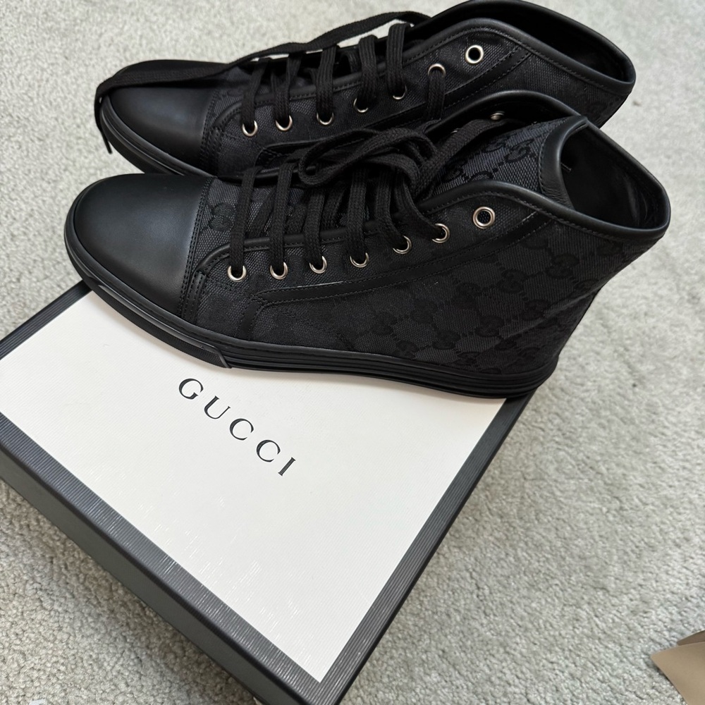 Gucci Black High-Top Sneakers with Monochromatic Design